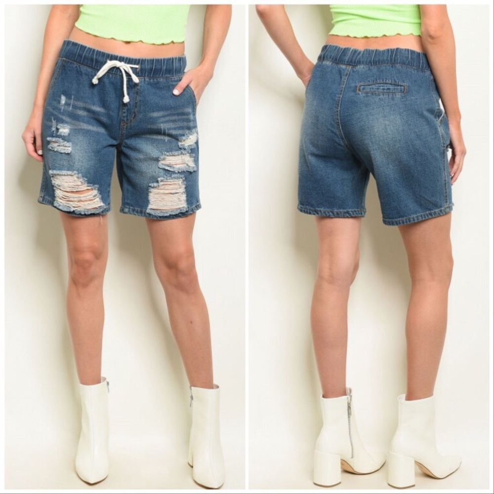LAST ONE!! Boyfriend Tie front waist distressed denim shorts